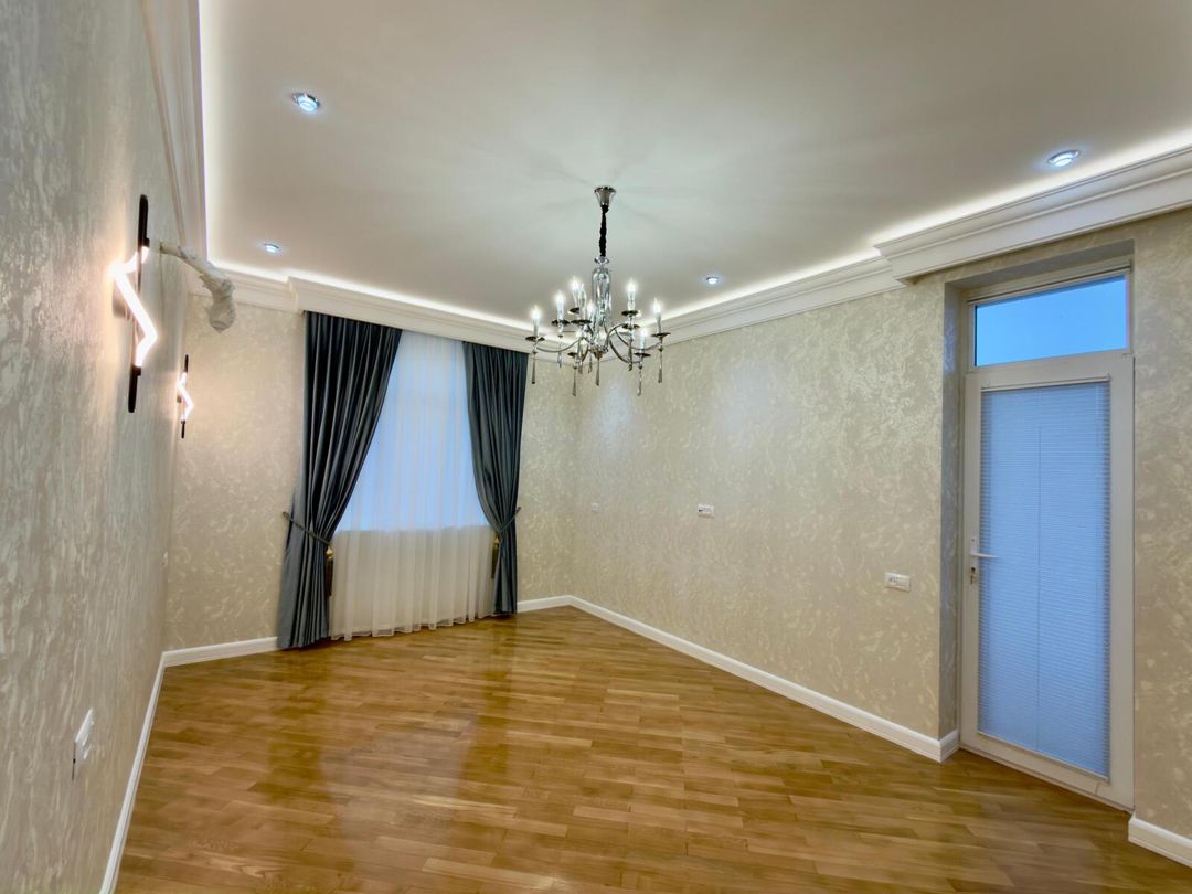 Satılır 4 otaqlı yeni tikili 172 m² — Mənzil, Bakı (6)