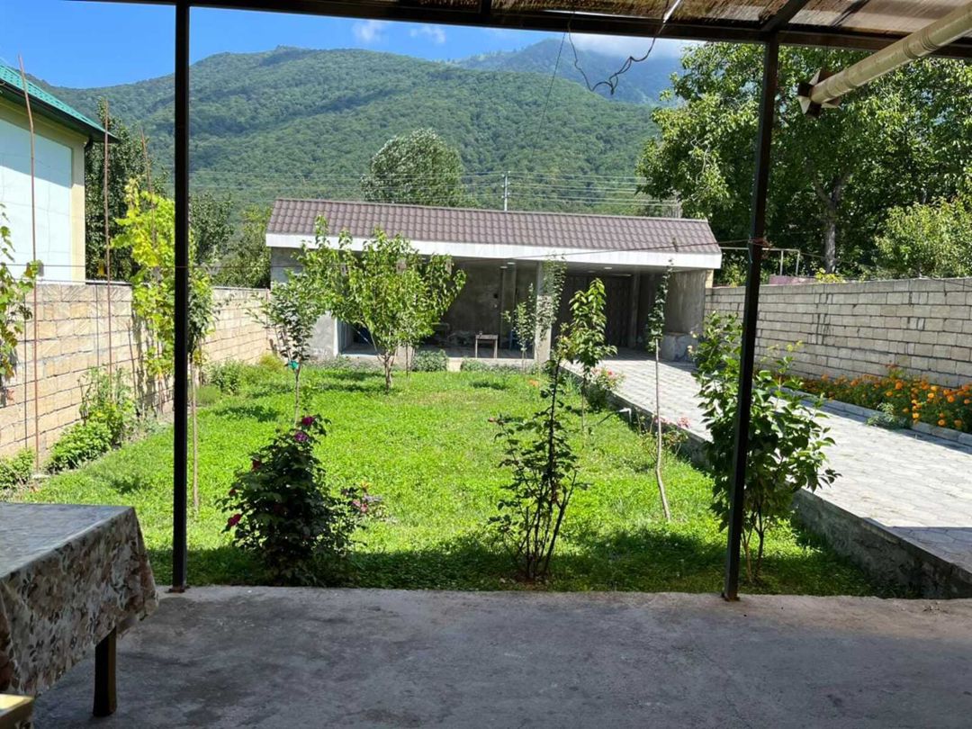 İcarəyə verilir 4 otaqlı həyət evi/bağ evi 70 m² — Ev, villa, Qax (2)