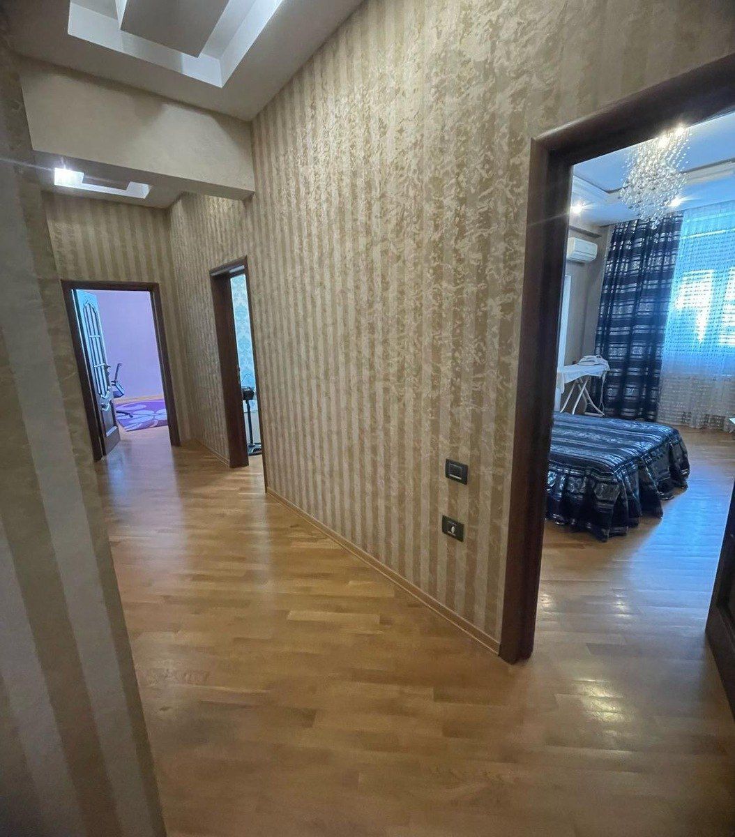 Satılır 4 otaqlı yeni tikili 170 m² — Mənzil, Bakı (4)