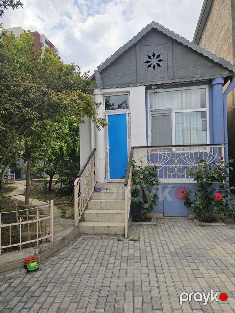 İcarəyə verilir 2 otaqlı həyət evi/bağ evi 40 m²