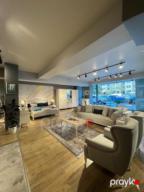 Satılır obyekt 520 m²