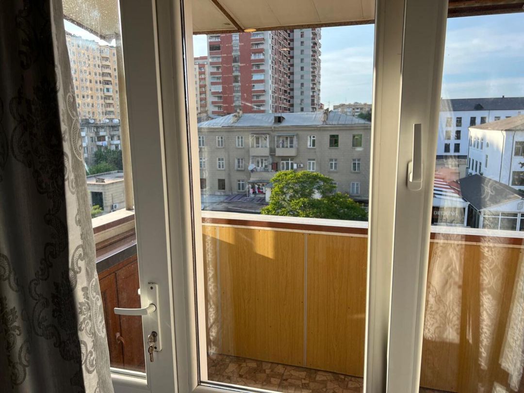 İcarəyə verilir 3 otaqlı köhnə tikili 65 m² — Mənzil, Bakı (9)