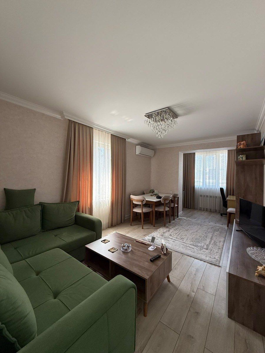 Satılır 2 otaqlı köhnə tikili 70 m² — Mənzil, Bakı (7)