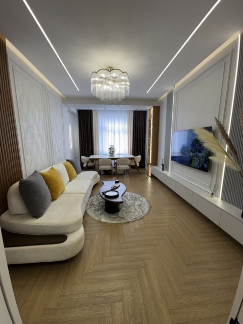 Satılır 3 otaqlı yeni tikili 120 m² — Bakı