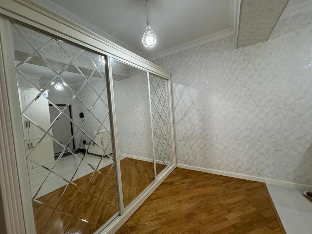 İcarəyə verilir 4 otaqlı yeni tikili 150 m² — Mənzil, Bakı (2)