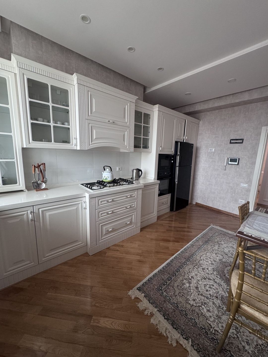 İcarəyə verilir 3 otaqlı yeni tikili 130 m² — Mənzil, Bakı (4)