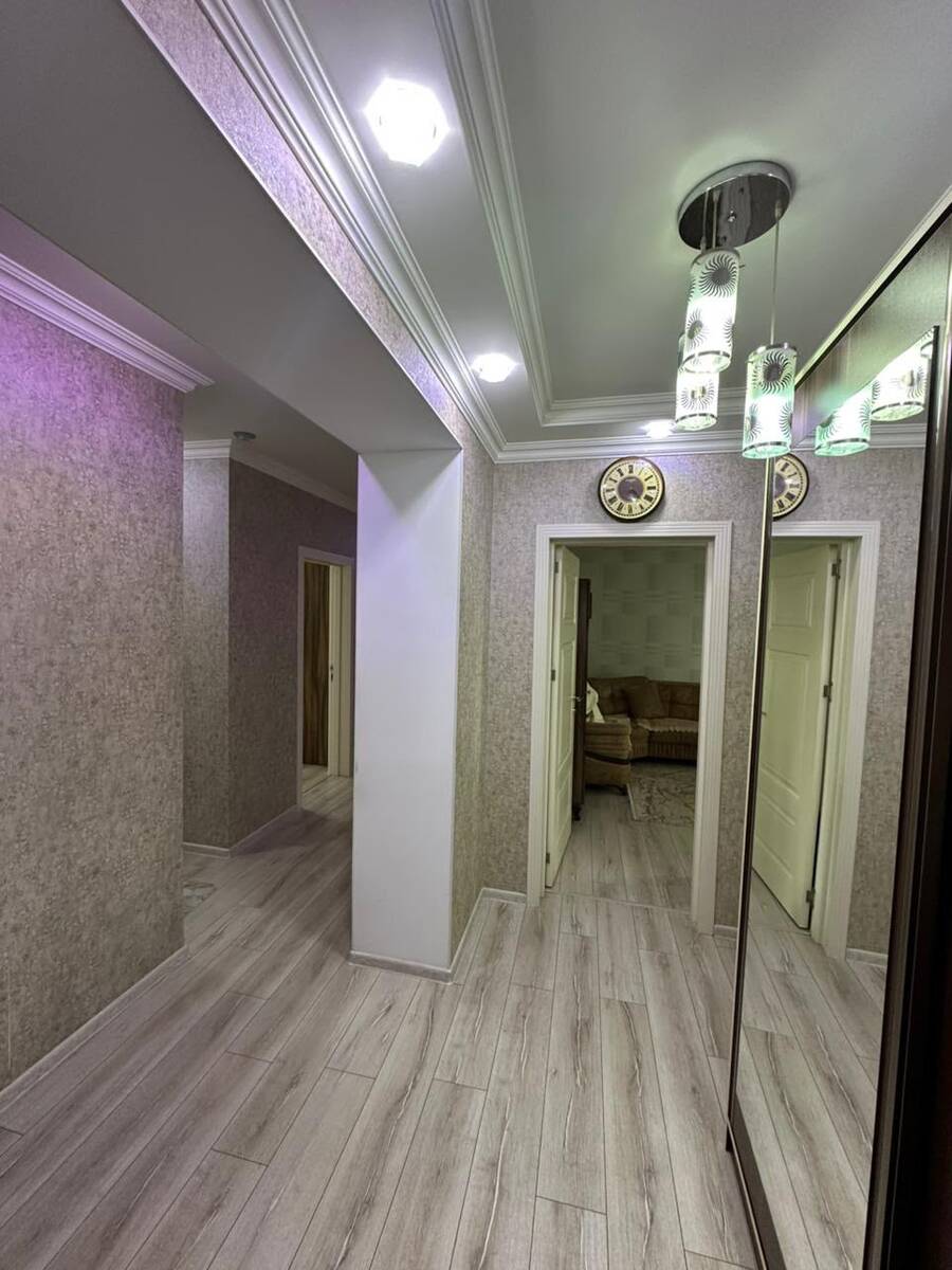 Satılır 4 otaqlı köhnə tikili 110 m² — Mənzil, Bakı (9)