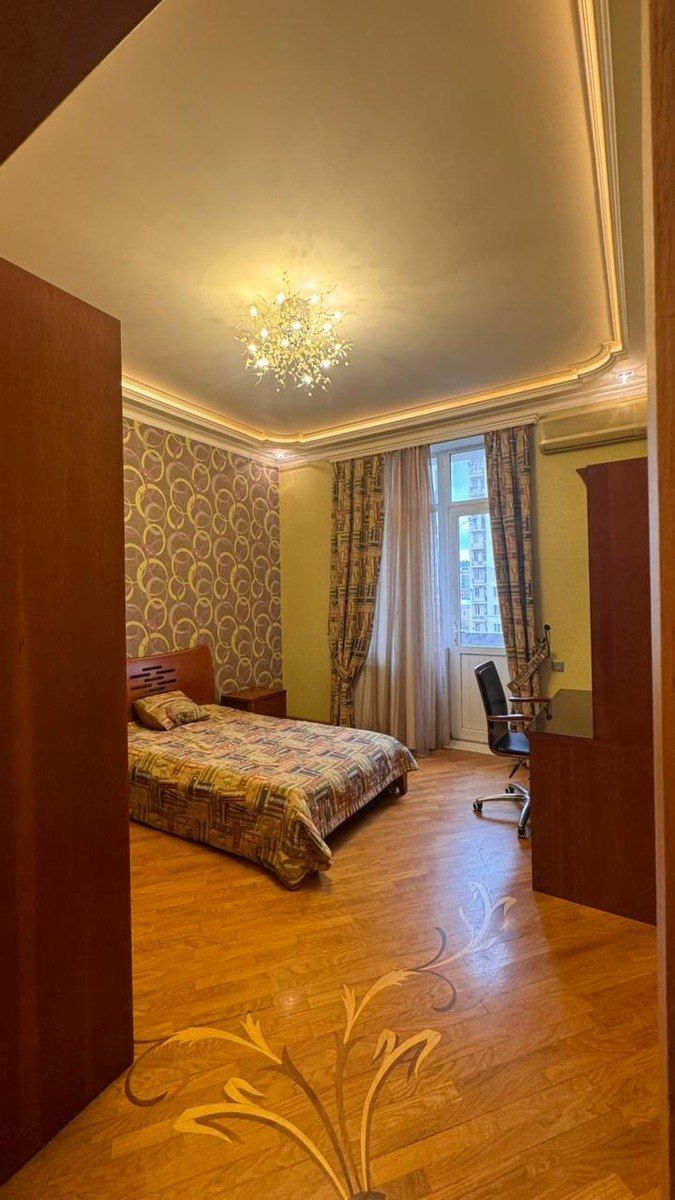 İcarəyə verilir 4 otaqlı yeni tikili 210 m² — Mənzil, Bakı (12)