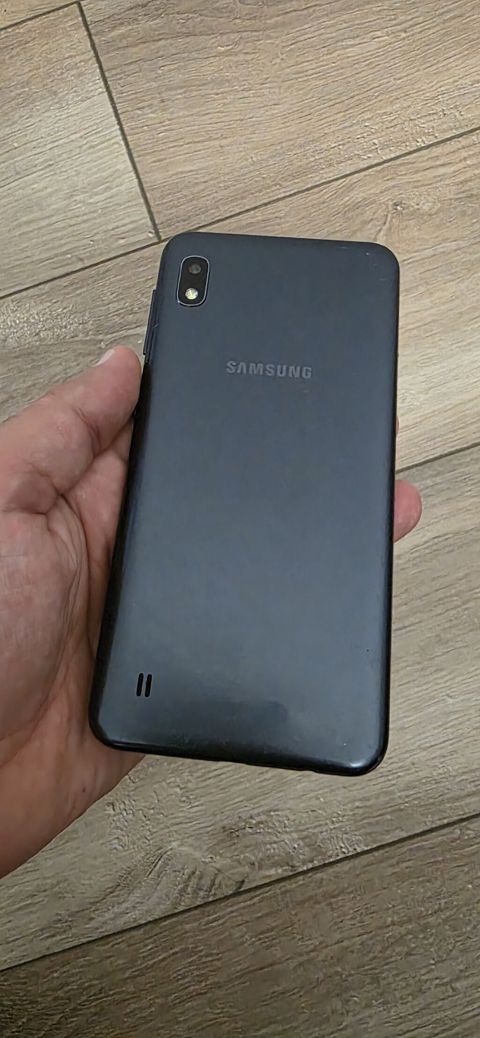 Samsung Galaxy A10, 32 GB, rəng - Qara, İki sim kartlı — Bakı