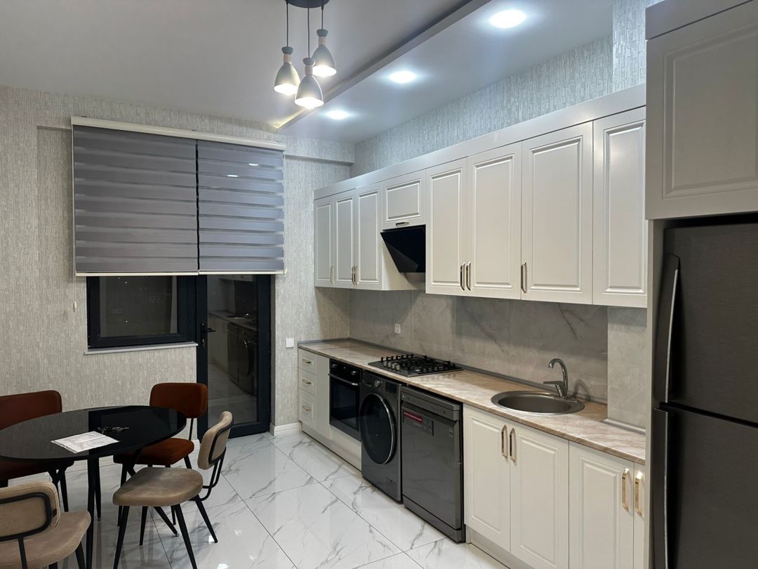 İcarəyə verilir 2 otaqlı yeni tikili 78 m² — Mənzil, Bakı
