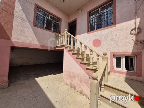 Satılır 3 otaqlı həyət evi/bağ evi 100 m²