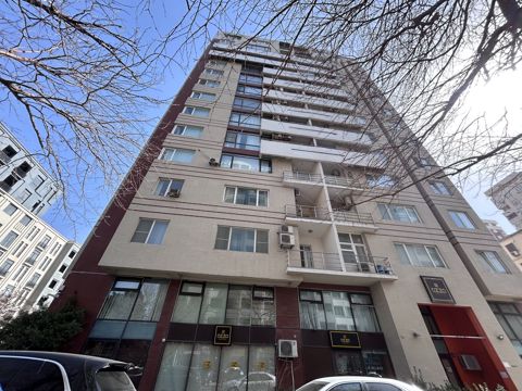 Satılır 3 otaqlı yeni tikili 140 m² — Bakı
