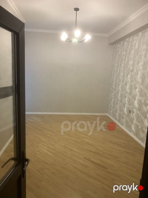 Satılır 3 otaqlı yeni tikili 85 m²