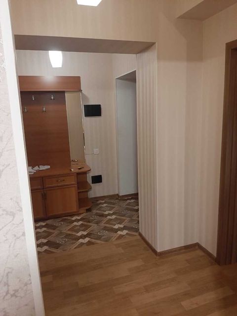 Satılır 4 otaqlı köhnə tikili 100 m² — Bakı