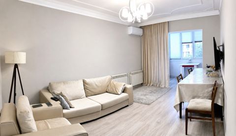 Satılır 3 otaqlı köhnə tikili 70 m² — Bakı