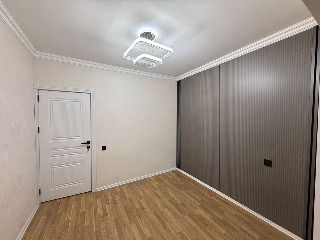 Satılır 4 otaqlı köhnə tikili 110 m² — Mənzil, Bakı (8)