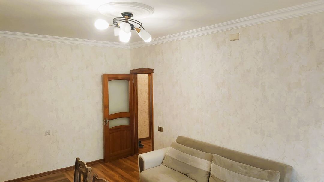 Satılır 2 otaqlı köhnə tikili 70 m² — Mənzil, Bakı (2)