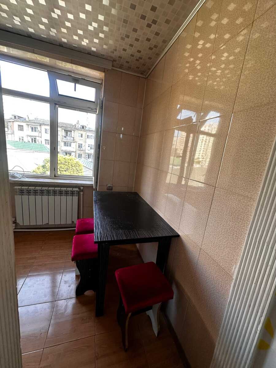 İcarəyə verilir 3 otaqlı köhnə tikili 90 m² — Mənzil, Bakı (7)
