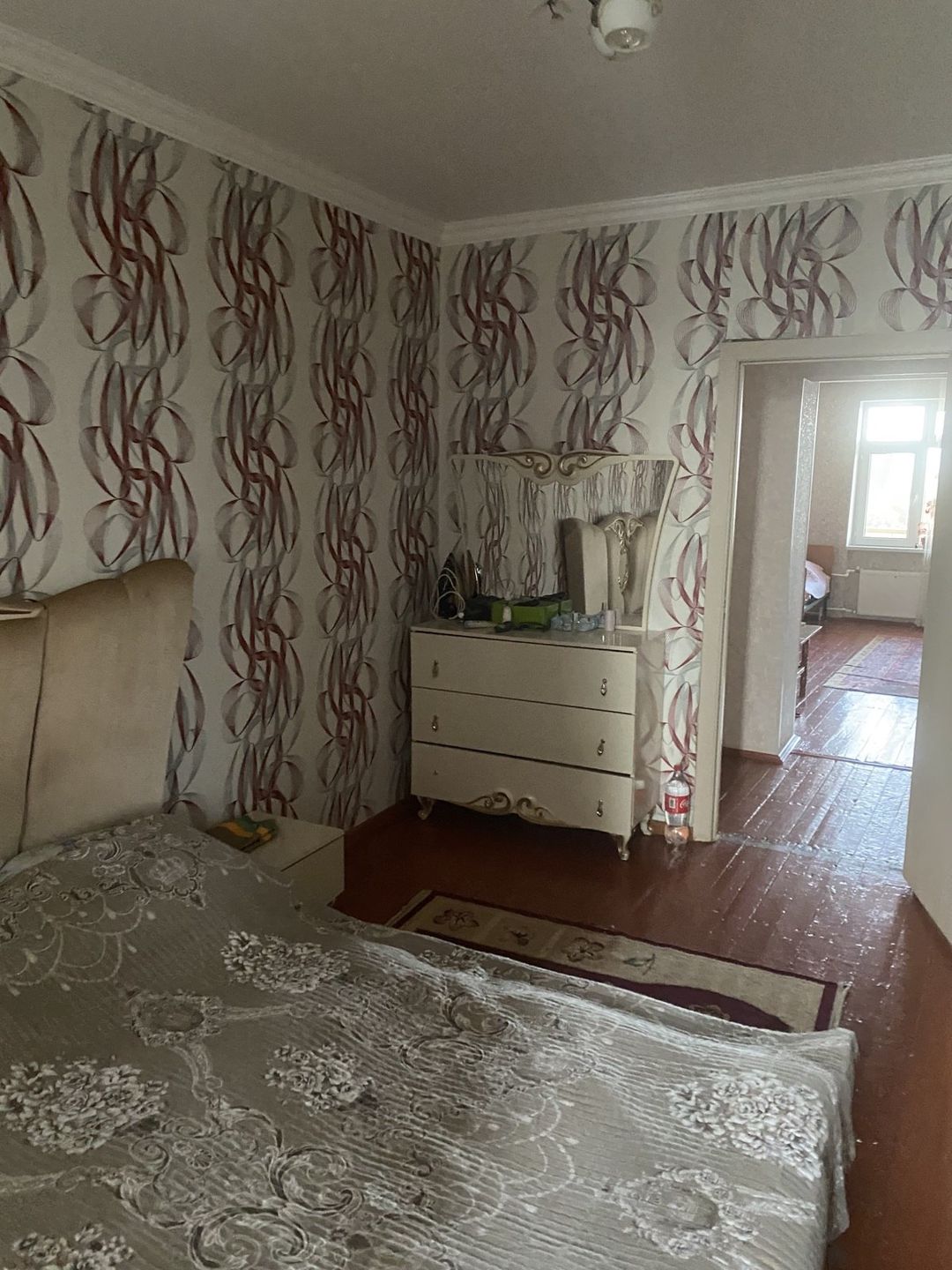 Satılır 4 otaqlı köhnə tikili 92 m² — Mənzil, Bakı (2)