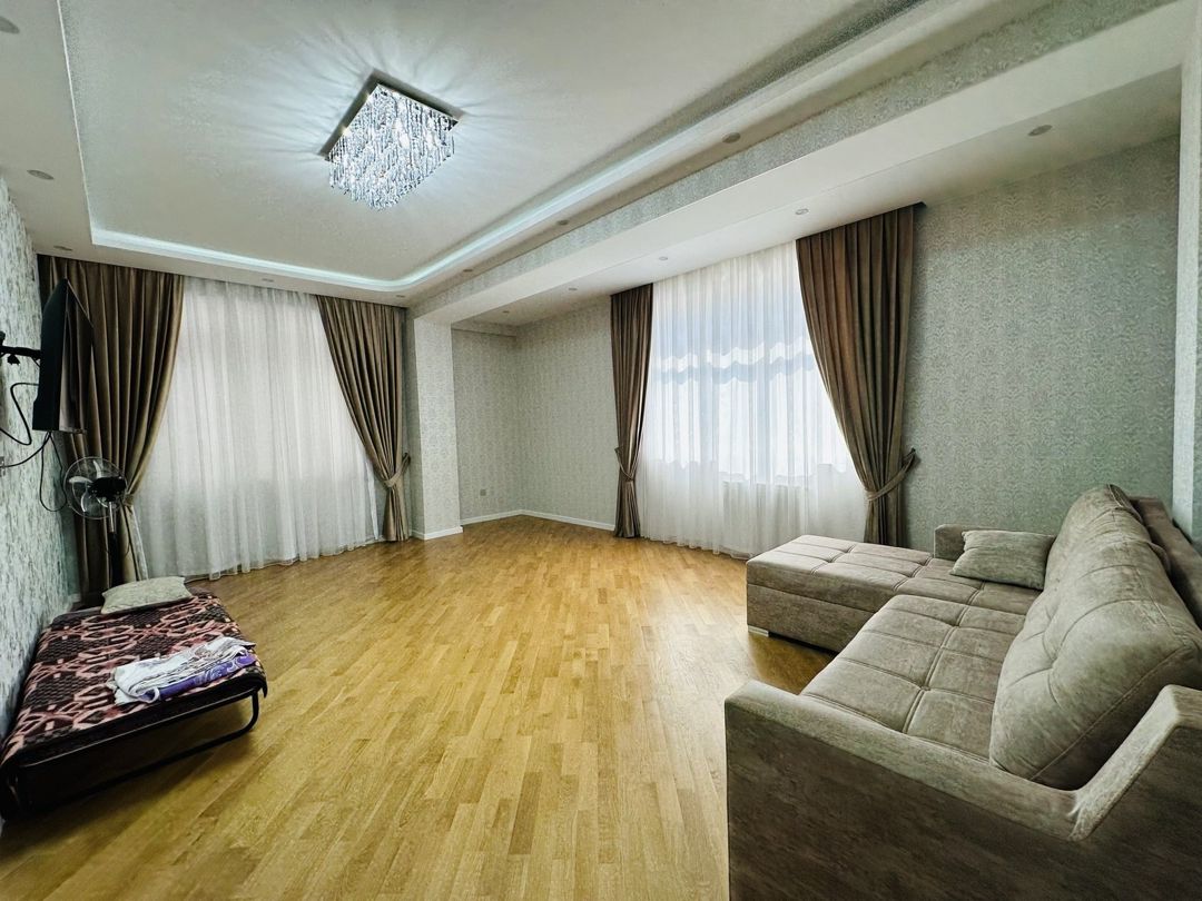 Satılır 2 otaqlı yeni tikili 107 m² — Mənzil, Bakı (7)