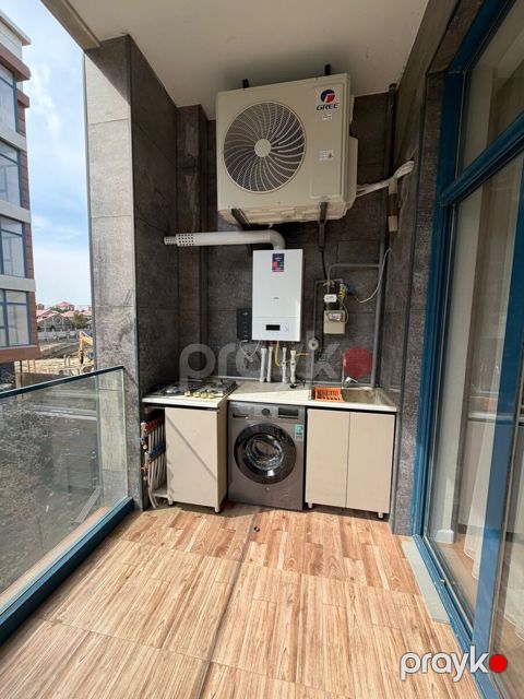 İcarəyə verilir 3 otaqlı yeni tikili 93 m²