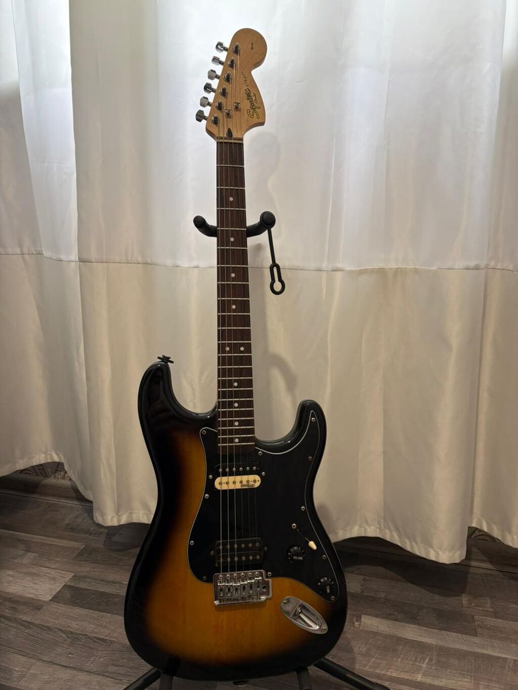 Elektron gitara, Fender, 6 sim, İşlənmiş, Pulsuz çatdırılma — Musiqiə alətləri, Bakı (2)