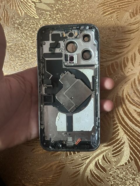 Apple iPhone 14 Pro korpusu – orijinal arxa qapaq və orta karkas — Qobu