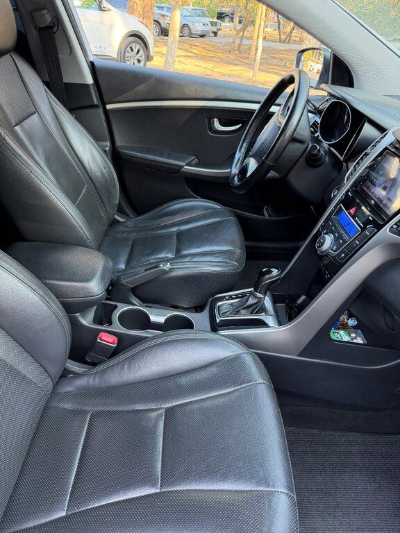 Hyundai i30, 1.6 L, 2015 il, 197 000 km — Avtomobillər, Sumqayıt (12)