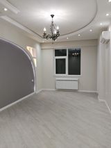 Satılır 3 otaqlı yeni tikili 110 m² — Yeni Park №1