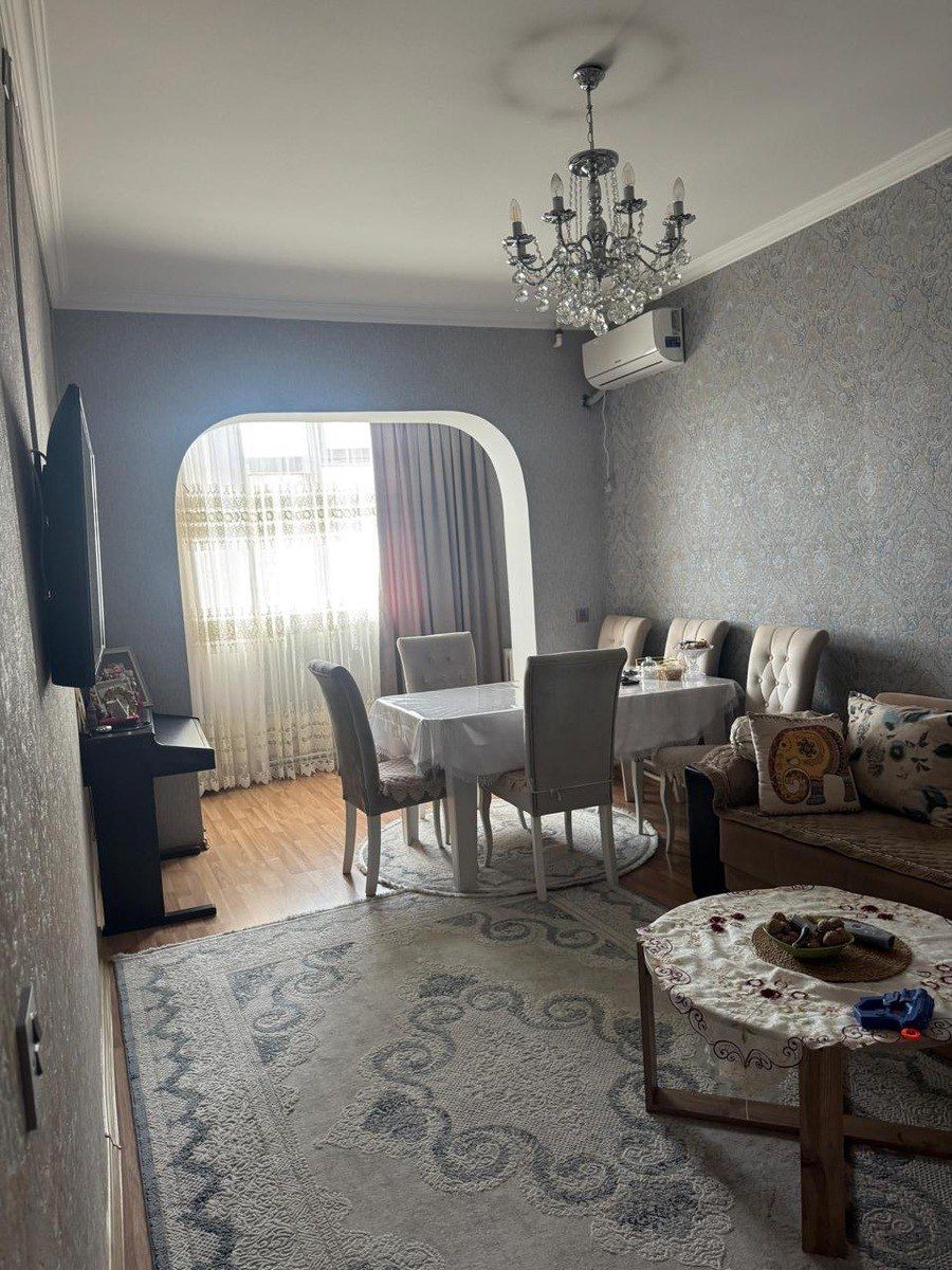 Satılır 4 otaqlı köhnə tikili 120 m² — Mənzil, Bakı (2)