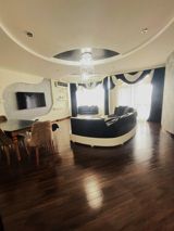 Satılır 3 otaqlı yeni tikili 160 m² — Nicat Baxışlı