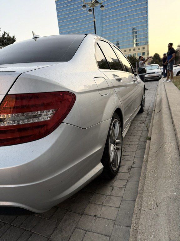 Mercedes C 250, 1.8 L, 2012 il, 358 000 km — Avtomobillər, Bakı (5)