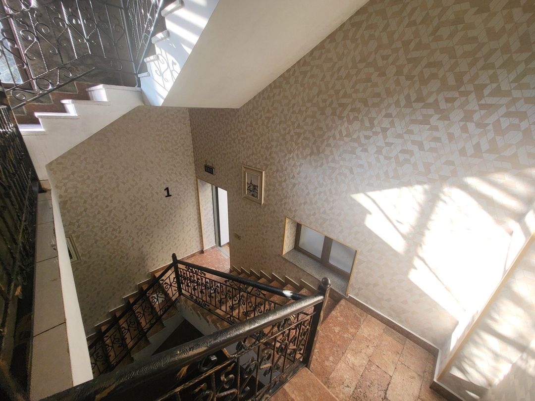 Satılır obyekt 950 m² — Əmlak, Bakı (10)