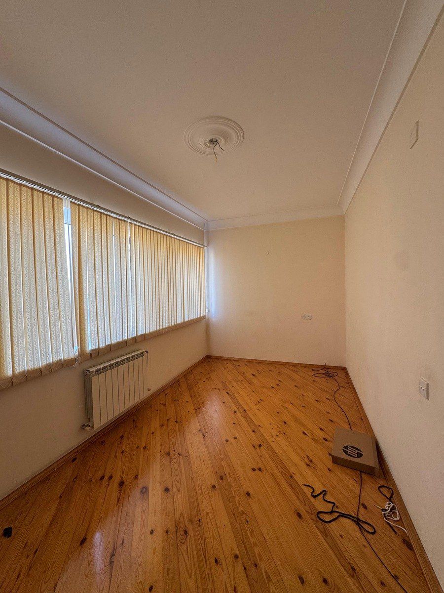 Satılır 8 otaqlı həyət evi/bağ evi 500 m² — Ev, villa, Bakı (7)