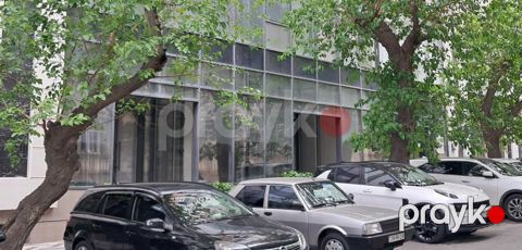 Satılır obyekt 180 m²