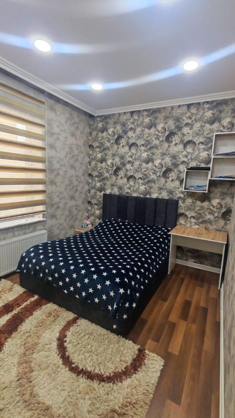 Taxt 200azn satılır. Ölçü 1.60×2 matras verilir. Ünvan Binə atçılıq — Digah