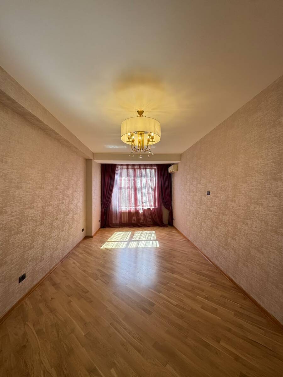 Satılır 4 otaqlı yeni tikili 245 m² — Mənzil, Bakı (5)