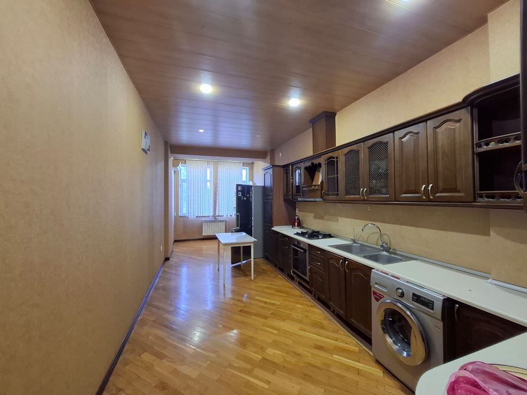 İcarəyə verilir 3 otaqlı yeni tikili 140 m² — Mənzil, Bakı (2)