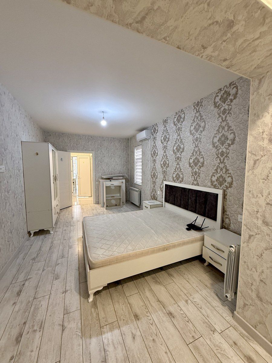 Satılır 2 otaqlı köhnə tikili 45 m² — Mənzil, Bakı