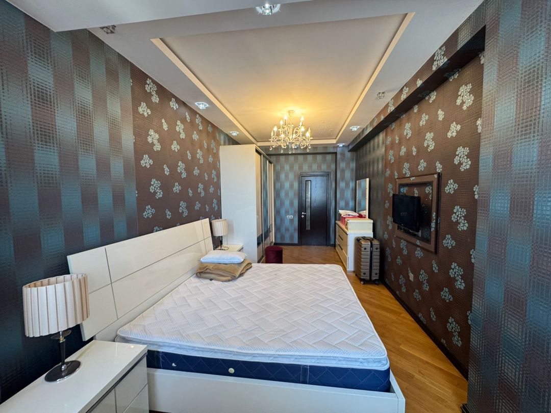 Satılır 3 otaqlı yeni tikili 130 m² — Mənzil, Bakı (3)
