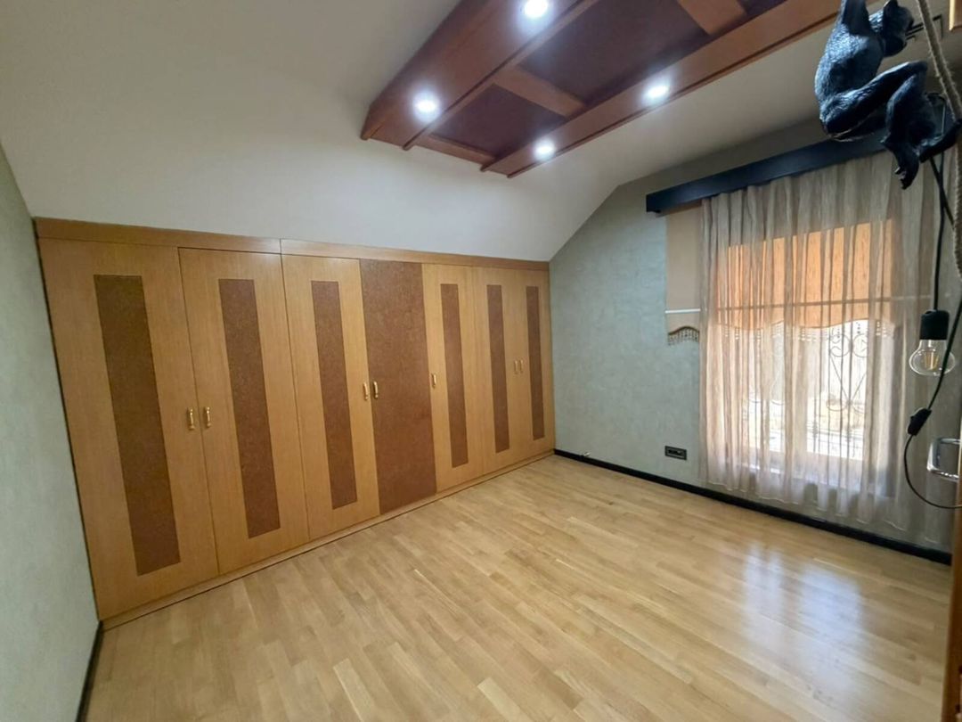 İcarəyə verilir 5 otaqlı həyət evi/bağ evi 250 m² — Ev, villa, Bakı (11)