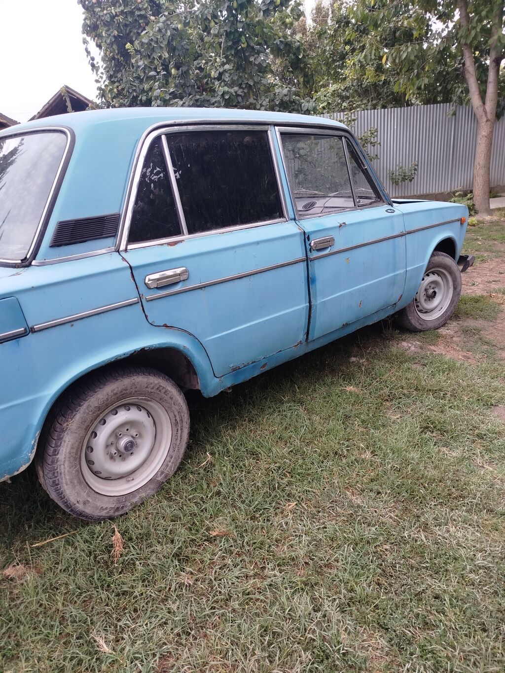 82'Modle Lada 2106 Vuruğu Yoxdu Rəngi Orjinaldır Mühərriki Sağlam — Avto, Göyçay (4)