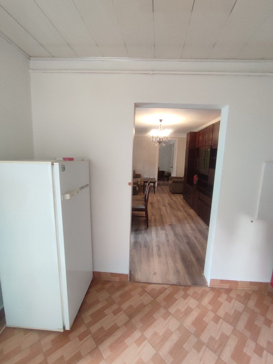 İcarəyə verilir 2 otaqlı köhnə tikili 65 m² — Mənzil, Bakı (9)