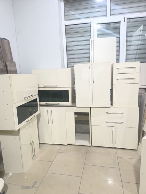Ağ rəngli mətbəx mebel dəsti MDF material ölçülər 2.83/2.63 Dəst — Mehdiabad