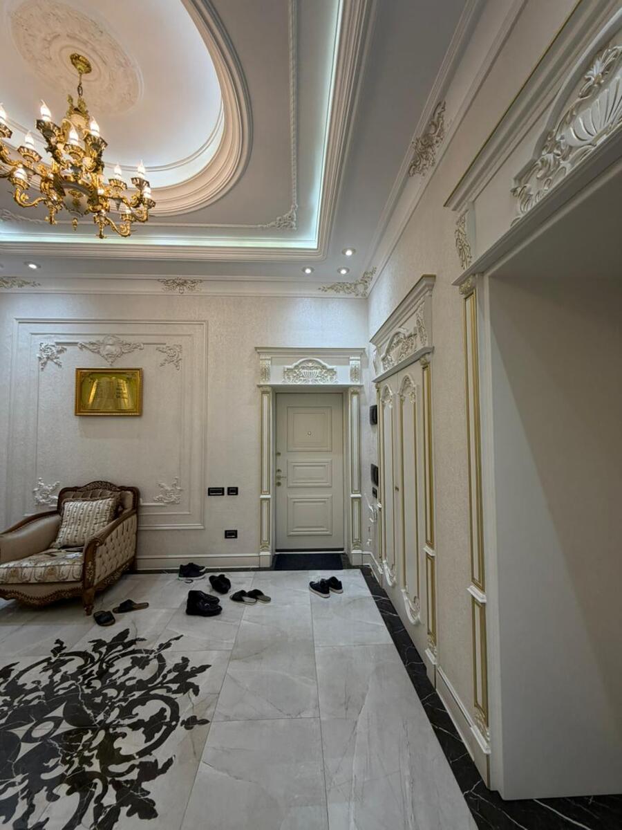 Satılır 4 otaqlı köhnə tikili 213 m² — Mənzil, Bakı (6)