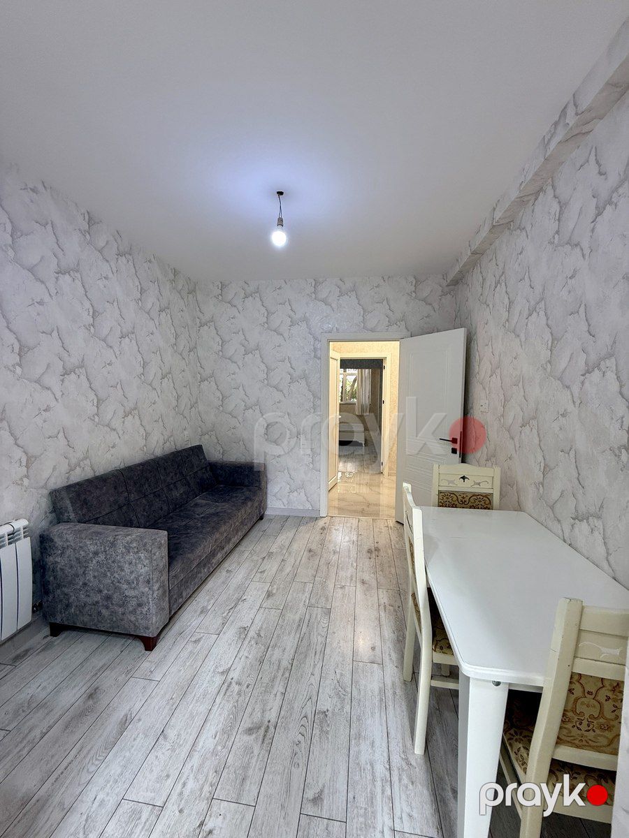 Satılır 2 otaqlı köhnə tikili 45 m² — Mənzil, Bakı (5)