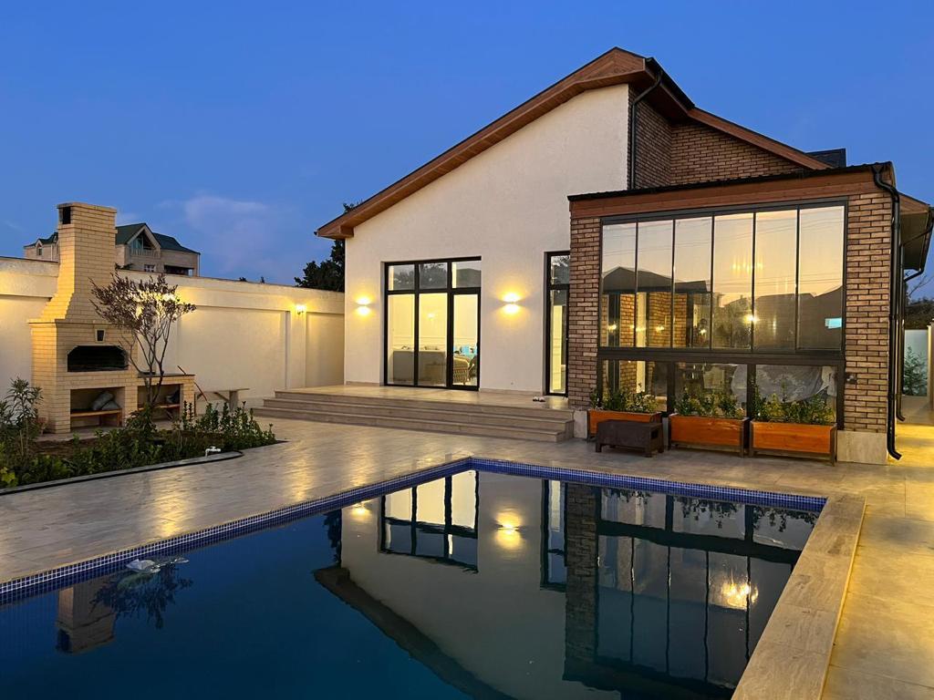 İcarəyə verilir 3 otaqlı həyət evi/bağ evi 260 m² — Ev, villa, Bakı (2)