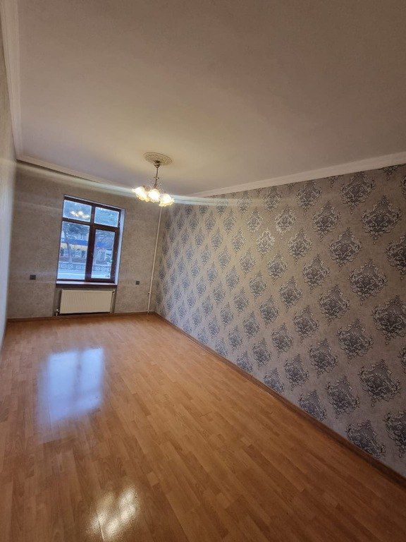 Satılır 3 otaqlı köhnə tikili 70 m² — Mənzil, Bakı (4)