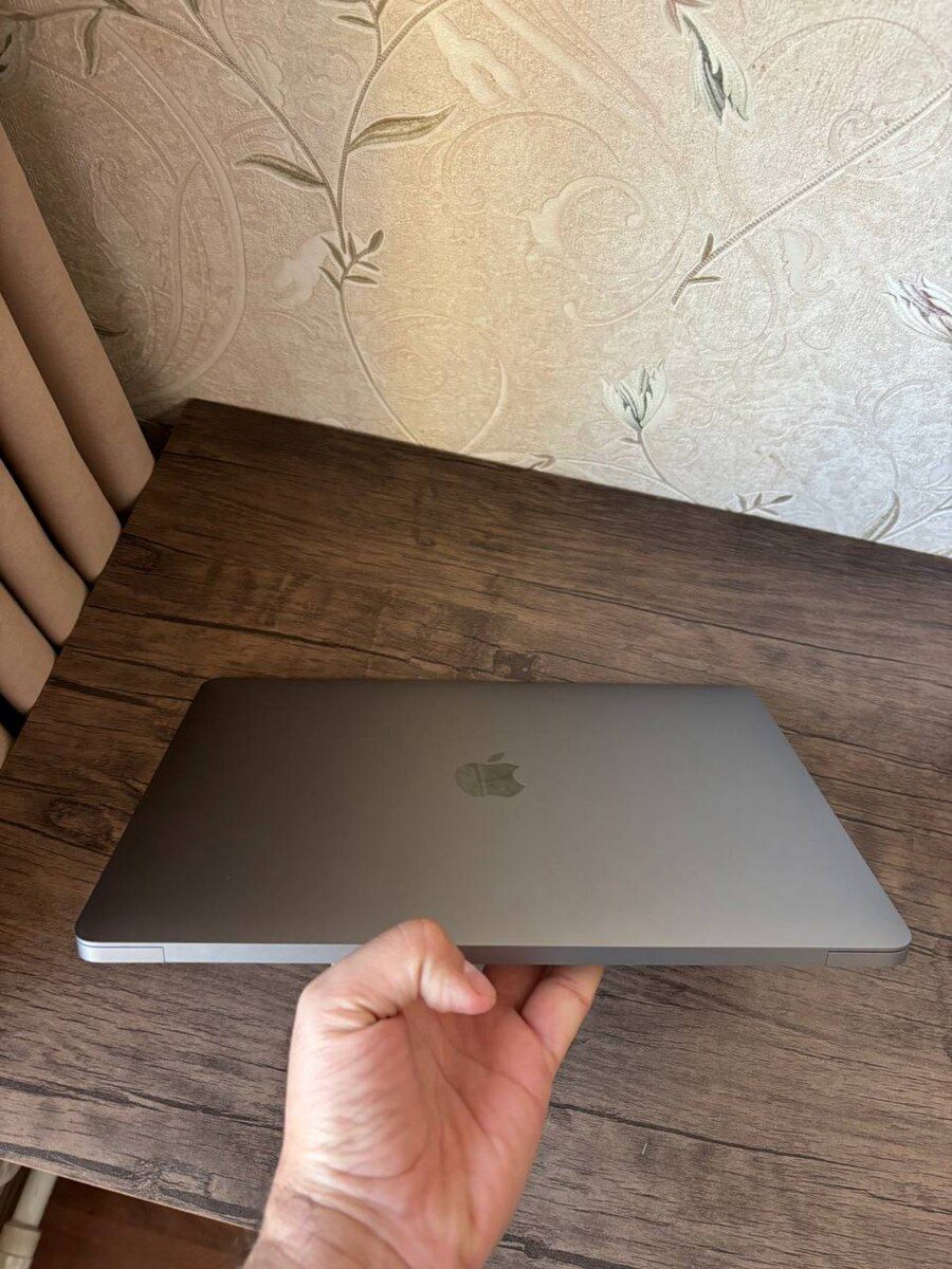 Apple Macbook Air M1 8/256 — Elektronika, Bakı (12)