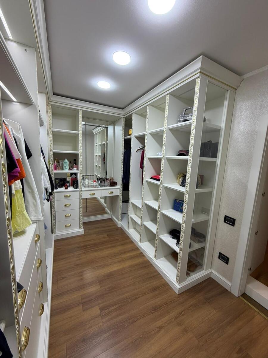 Satılır 4 otaqlı köhnə tikili 213 m² — Mənzil, Bakı (10)
